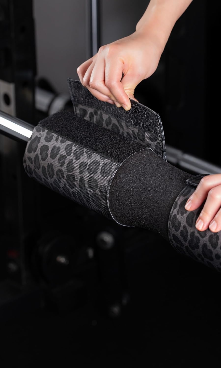 image:imageFitgriff Barbell Hip Thrust Pad for Squats Lunges amp Glute Bridges Weightlifting Cushion for Neck amp Shoulder Protection Fits Olympic amp Standard BarsLeopard
